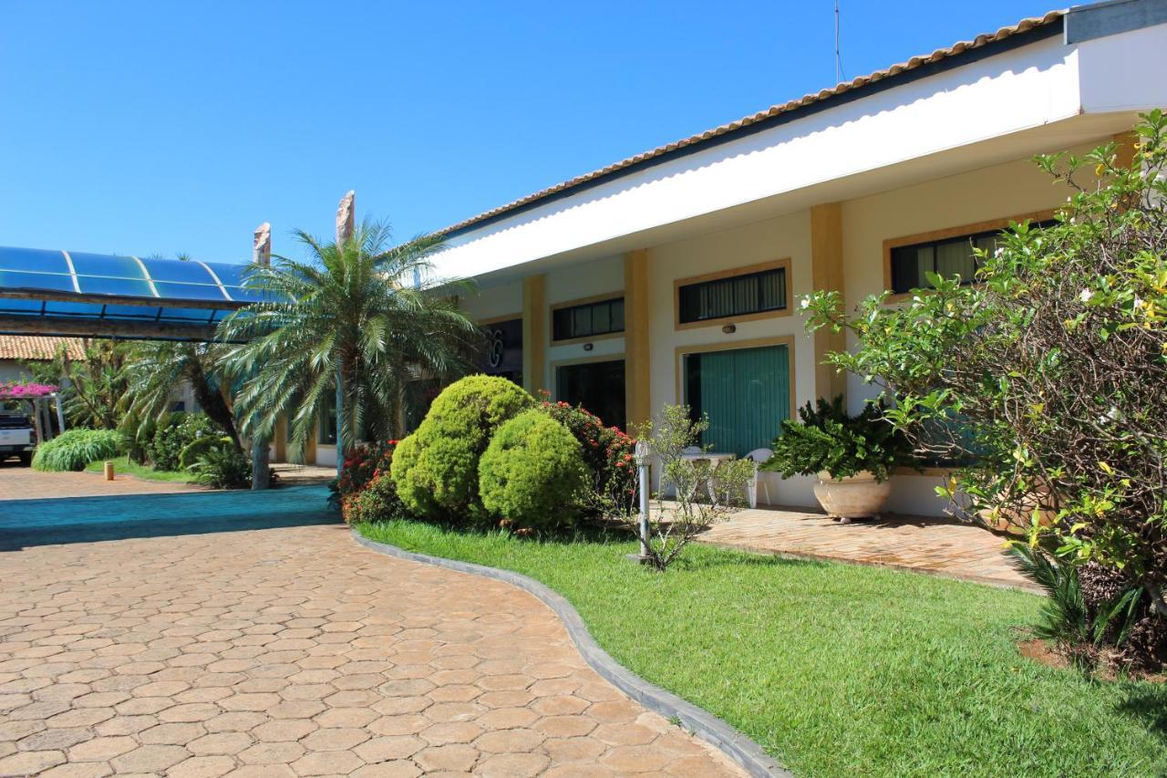Hotel Grandes Lagos Park