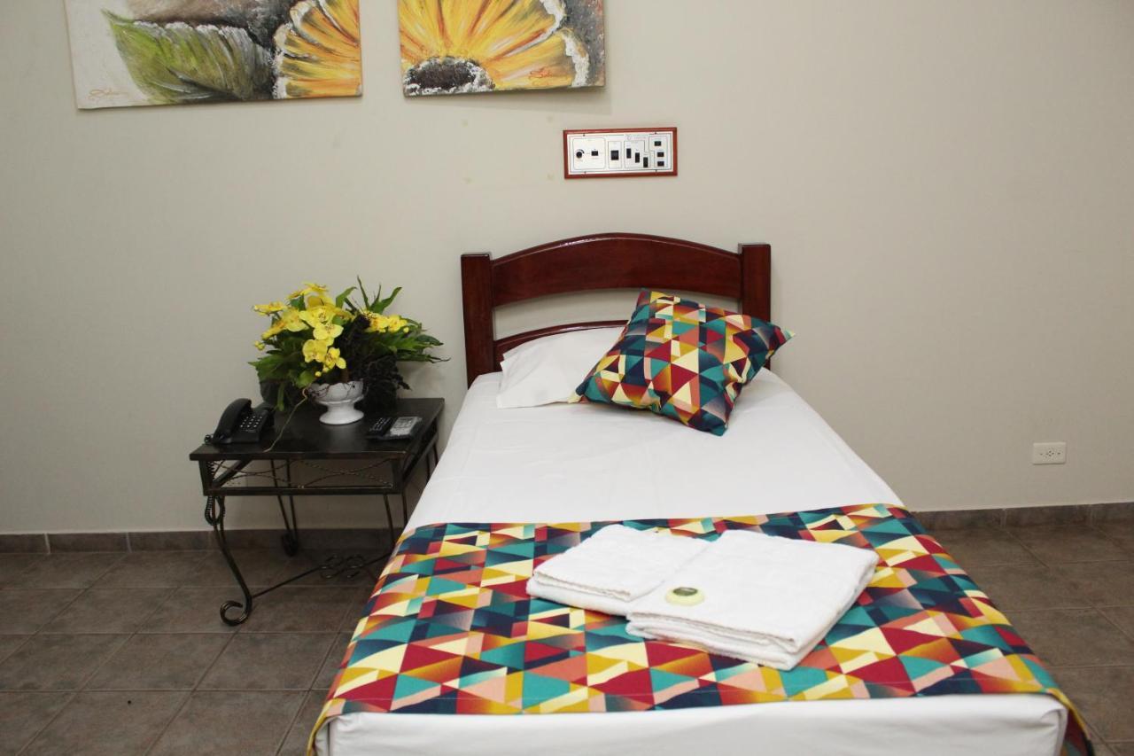 Hotel Grandes Lagos Park Jales