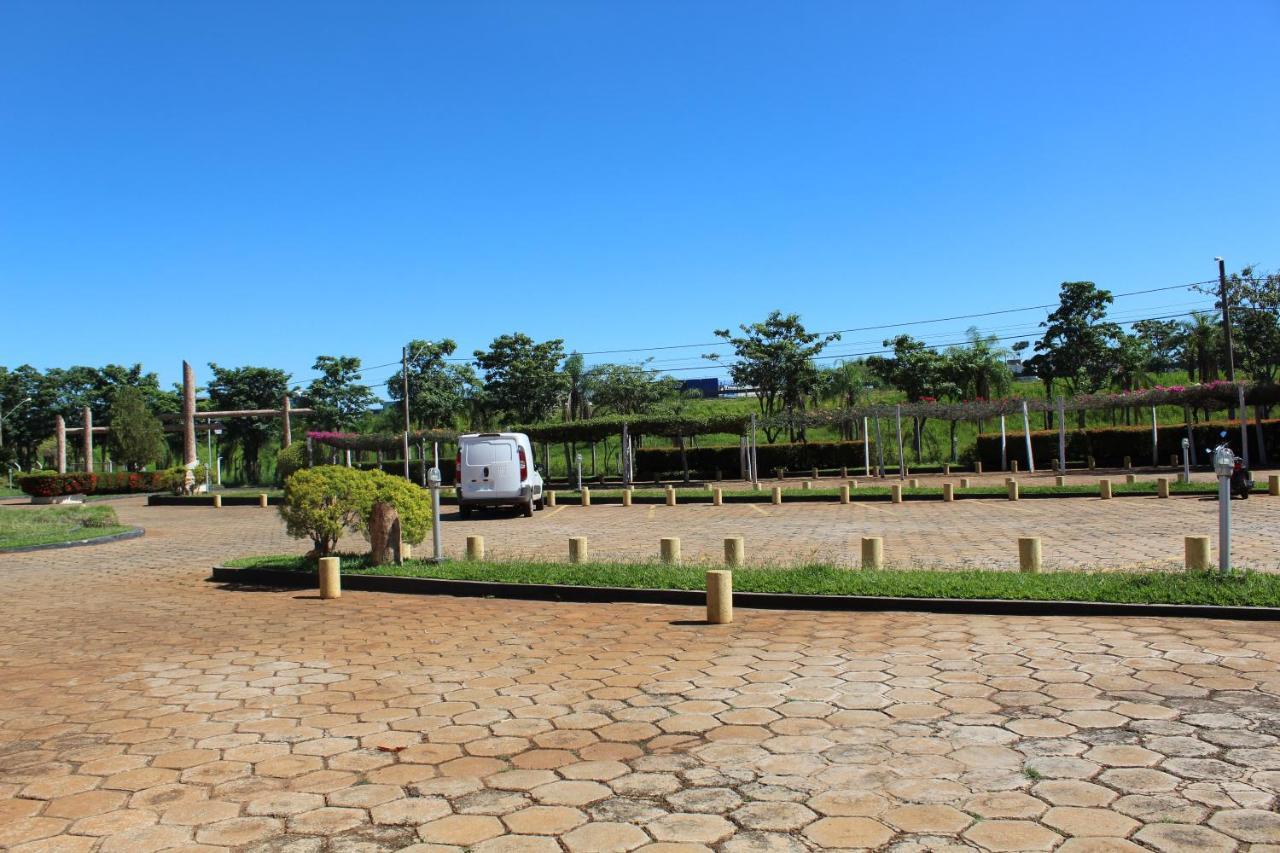 Grandes Lagos Park 4* Jales